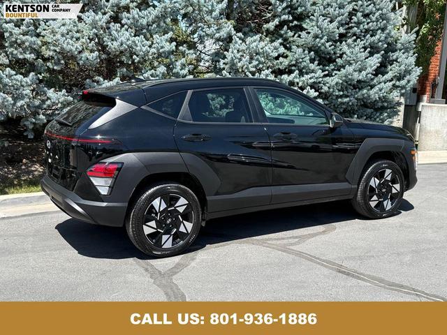 Photo of 2025 Abyss Black Pearl Hyundai KONA