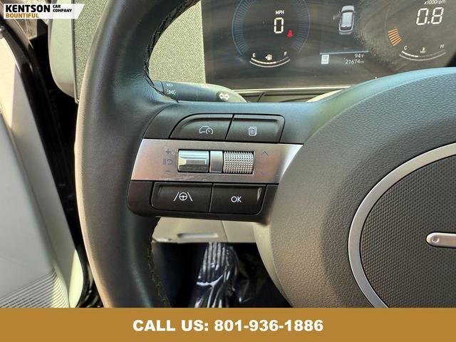 Photo of 2025 Abyss Black Pearl Hyundai KONA