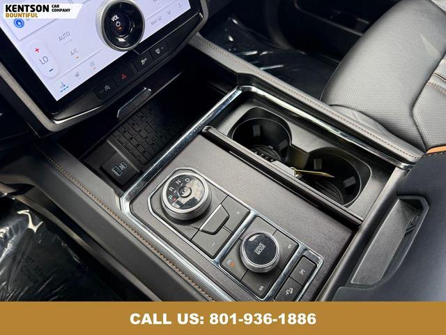 Photo of 2024 Dark Matter Gray Metallic Ford Expedition