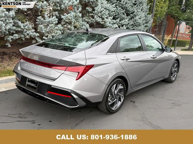 Photo of 2025 Fluid Metal Hyundai ELANTRA