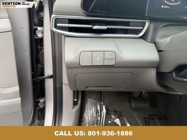 Photo of 2025 Fluid Metal Hyundai ELANTRA