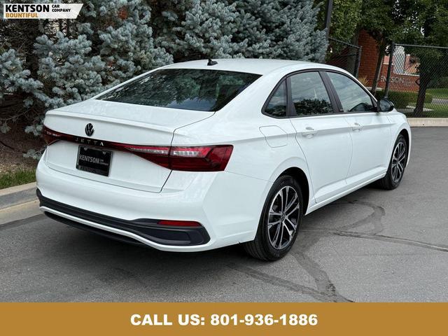 Photo of 2025 Pure White Volkswagen Jetta