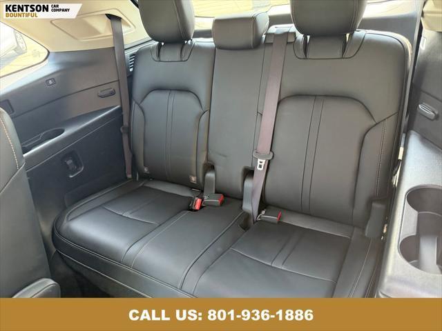 Photo of 2024 Deep Crystal Blue Mica Mazda CX-90
