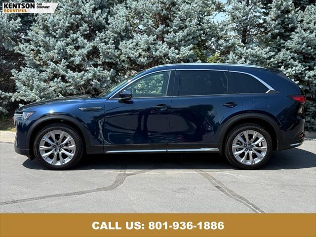 Photo of 2024 Deep Crystal Blue Mica Mazda CX-90