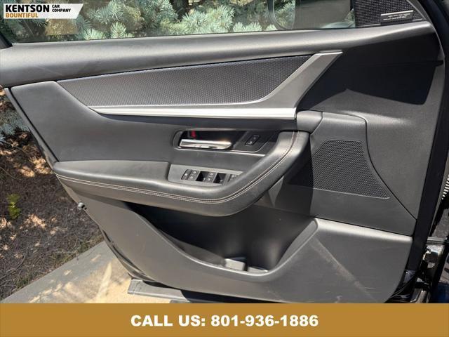 Photo of 2024 Deep Crystal Blue Mica Mazda CX-90