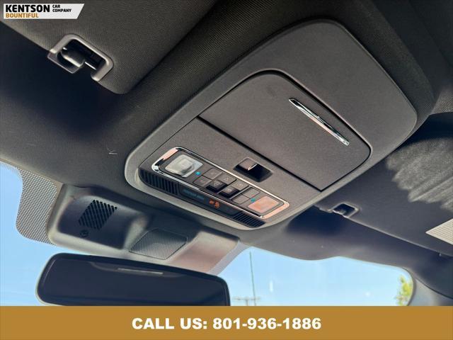 Photo of 2023 White Ford F-150