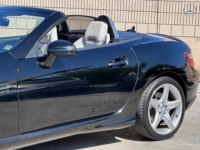 Photo of 2013 Black Mercedes-Benz SLK-Class