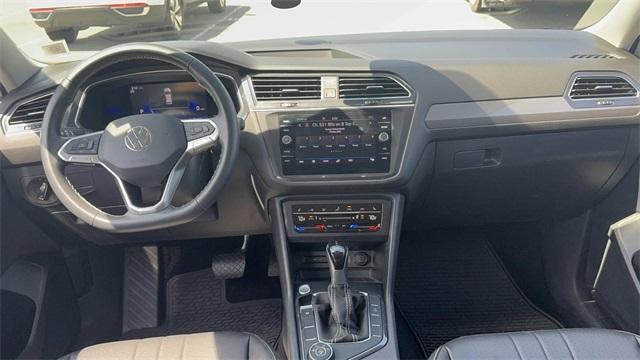 Photo of 2023 Opal White Pearl Effect Volkswagen Tiguan