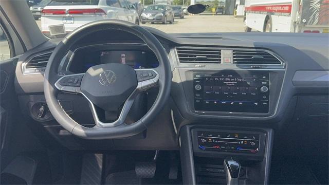 Photo of 2023 Opal White Pearl Effect Volkswagen Tiguan