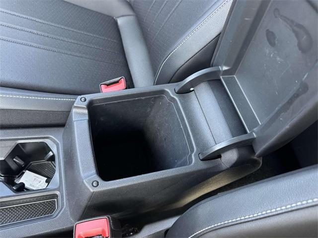 Photo of 2023 Opal White Pearl Effect Volkswagen Tiguan