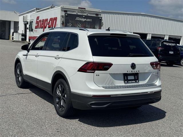 Photo of 2023 Opal White Pearl Effect Volkswagen Tiguan