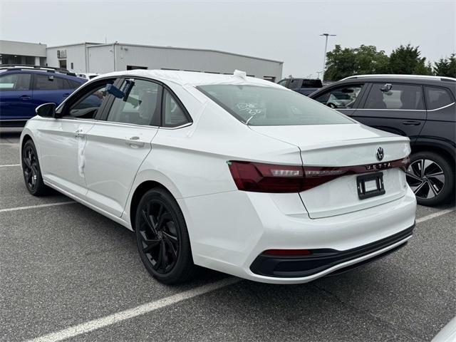 Photo of 2025 Opal White Pearl Effect Volkswagen Jetta