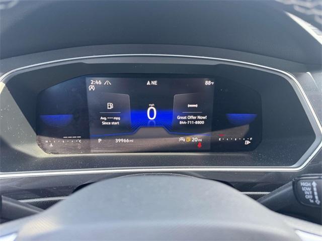 Photo of 2022 Deep Black Pearl Effect Volkswagen Tiguan