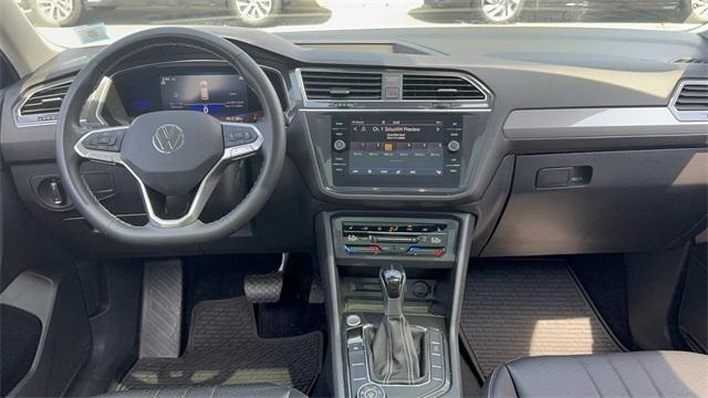 Photo of 2022 Deep Black Pearl Effect Volkswagen Tiguan