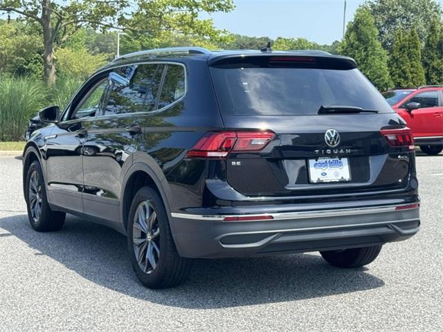 Photo of 2022 Deep Black Pearl Effect Volkswagen Tiguan