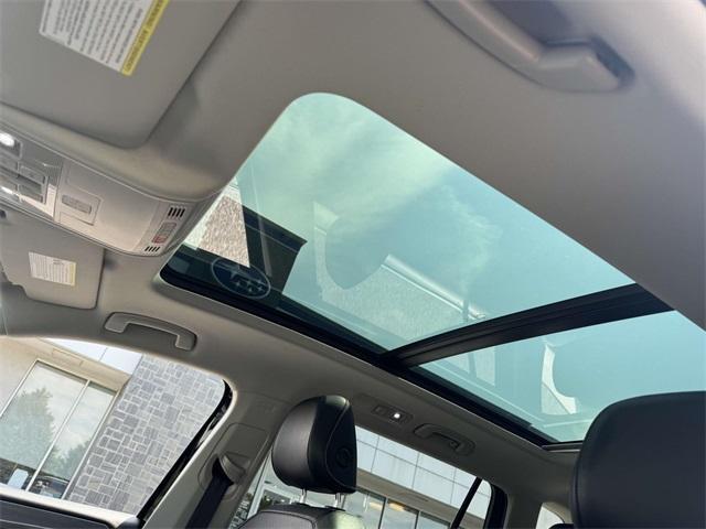 Photo of 2022 Deep Black Pearl Effect Volkswagen Tiguan