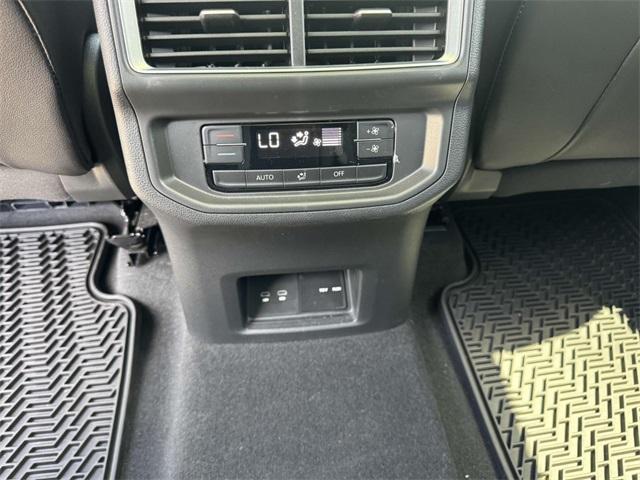 Photo of 2024 Avocado Green Volkswagen Atlas
