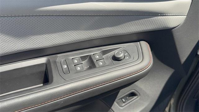 Photo of 2024 Avocado Green Volkswagen Atlas