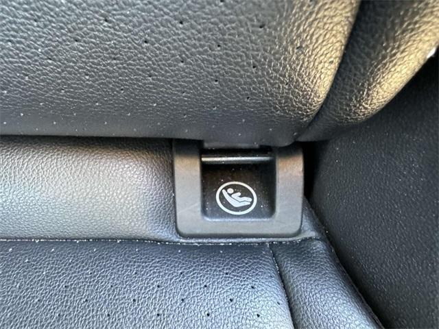 Photo of 2021 Deep Black Pearl Effect Volkswagen Tiguan