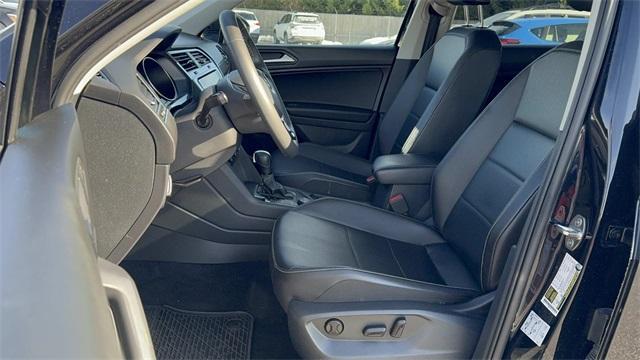 Photo of 2021 Deep Black Pearl Effect Volkswagen Tiguan