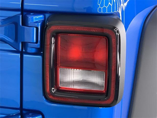 Photo of 2025 Hydro Blue Pearlcoat Jeep Wrangler