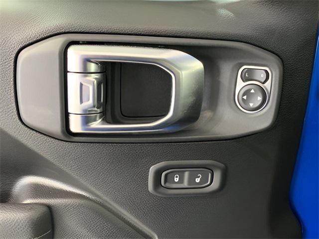 Photo of 2025 Hydro Blue Pearlcoat Jeep Wrangler
