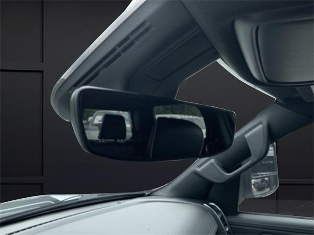 Photo of 2025 Diamond Black Crystal Pearlcoat RAM 1500