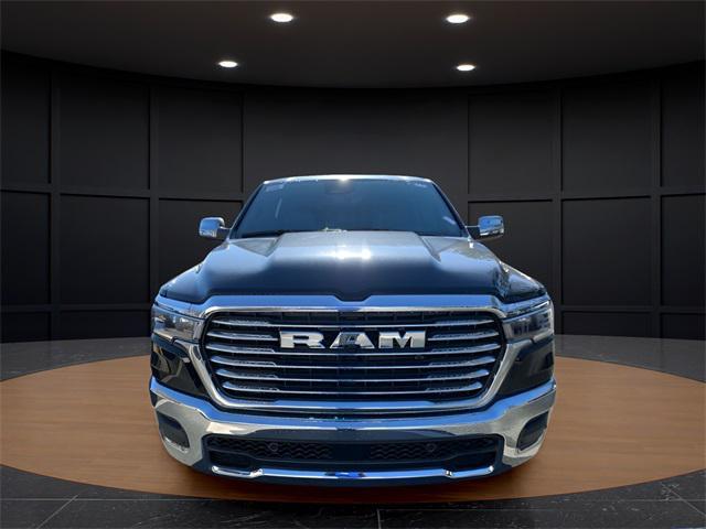 Photo of 2025 Diamond Black Crystal Pearlcoat RAM 1500