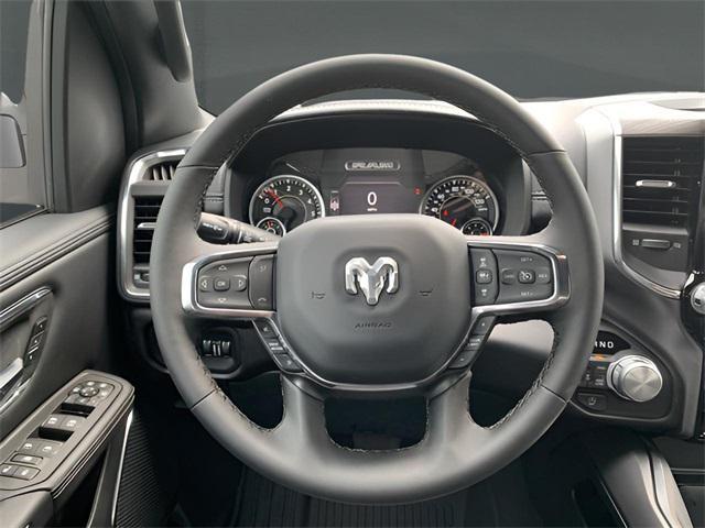 Photo of 2025 Diamond Black Crystal Pearlcoat RAM 1500