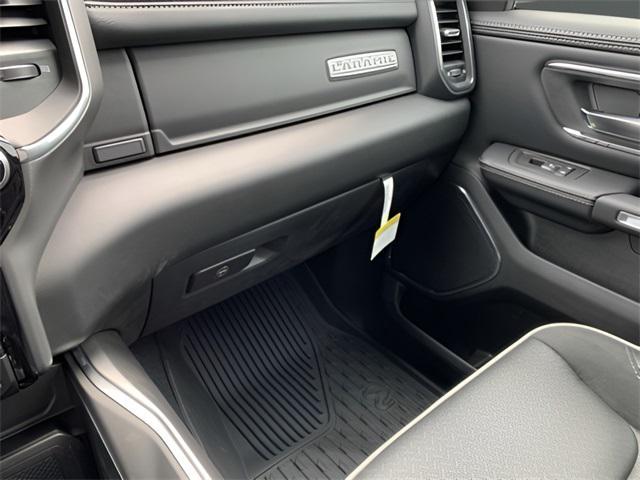 Photo of 2025 Diamond Black Crystal Pearlcoat RAM 1500