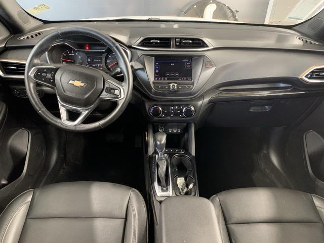 Photo of 2023 Summit White Chevrolet Trailblazer