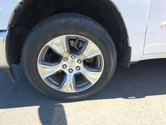 Photo of 2024 Bright White Clearcoat RAM 1500