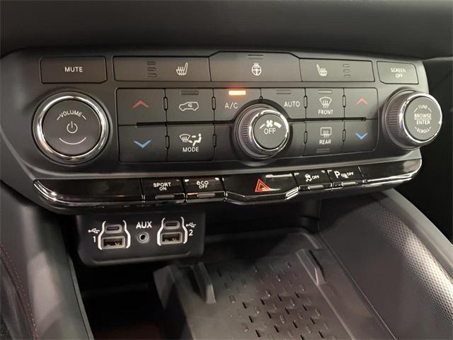 Photo of 2025 White Knuckle Clearcoat Dodge Durango