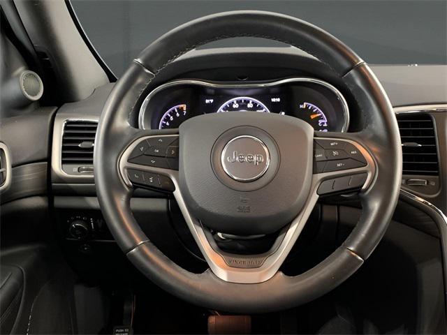 Photo of 2020 Bright White Clearcoat Jeep Grand Cherokee
