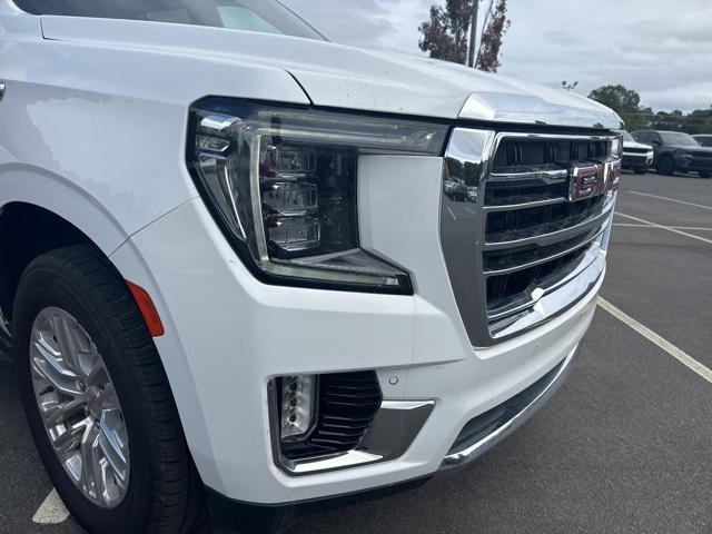Photo of 2024 Summit White GMC Yukon