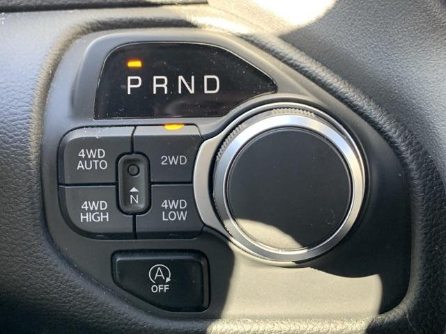 Photo of 2025 Bright White Clearcoat RAM 1500