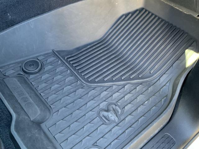 Photo of 2025 Bright White Clearcoat RAM 1500