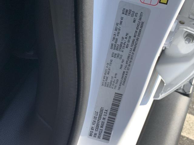 Photo of 2025 Bright White Clearcoat RAM 1500