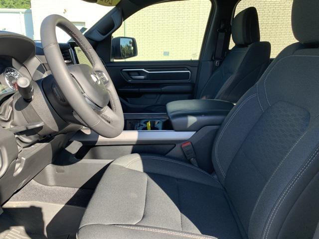 Photo of 2025 Bright White Clearcoat RAM 1500