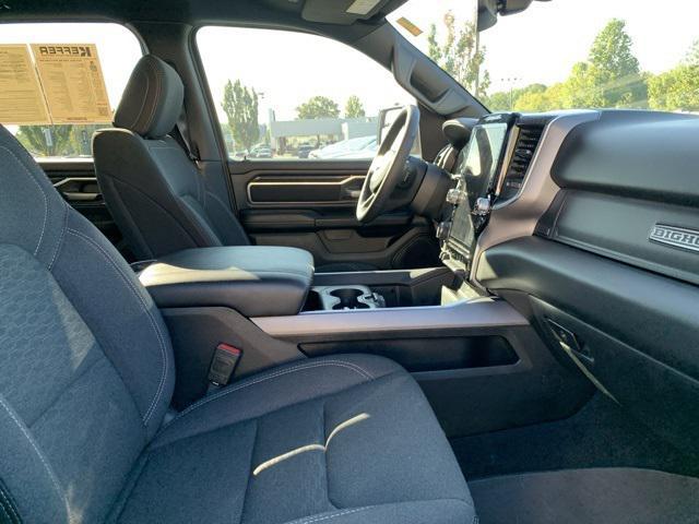 Photo of 2025 Bright White Clearcoat RAM 1500