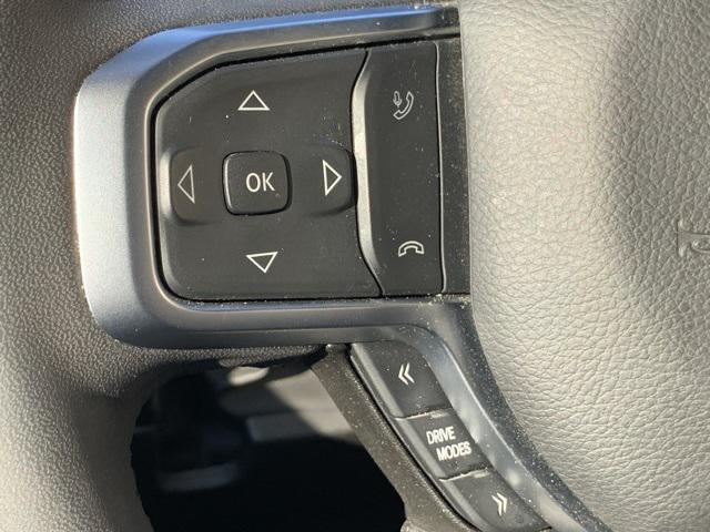Photo of 2025 Bright White Clearcoat RAM 1500