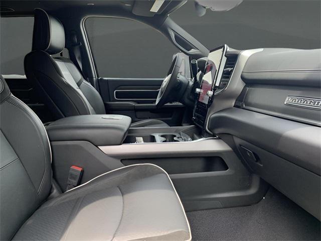 Photo of 2025 Granite Crystal Metallic Clearcoat RAM 2500