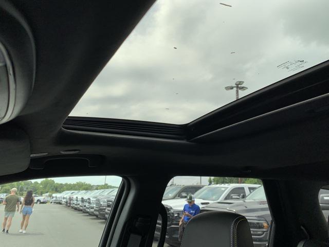 Photo of 2024 Destroyer Gray Clearcoat Dodge Durango