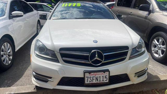 Photo of 2014 White Mercedes-Benz C-Class