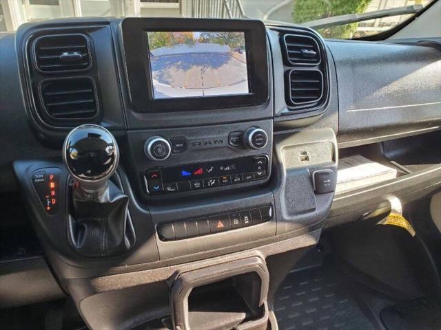 Photo of 2025 White RAM ProMaster 2500