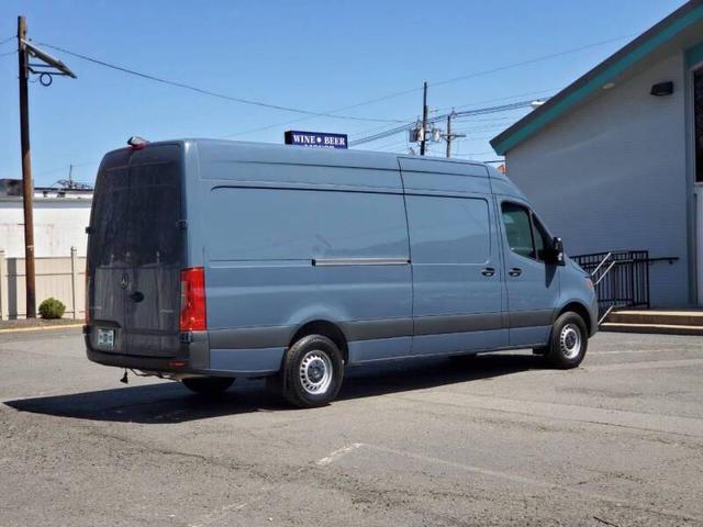 Photo of 2021 Blue Mercedes-Benz Sprinter 2500