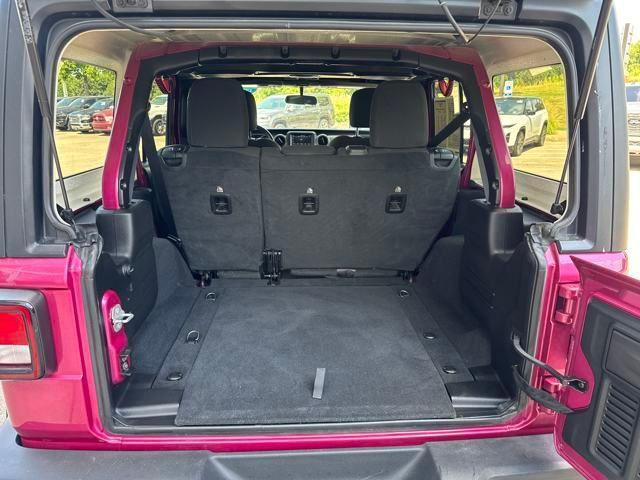 Photo of 2021 Tuscadero Pearlcoat Jeep Wrangler Unlimited