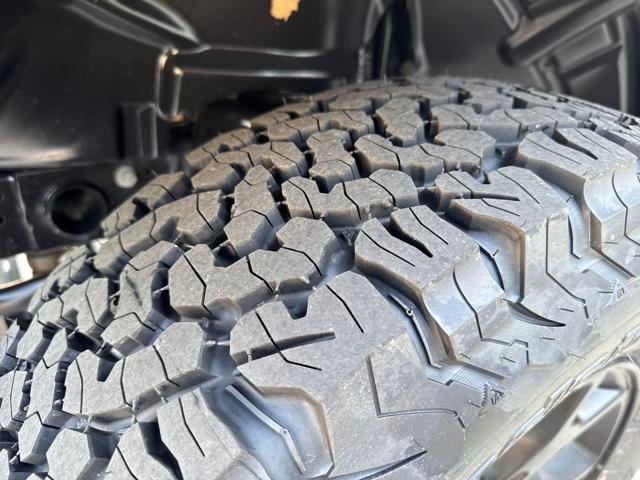 Photo of 2021 Tuscadero Pearlcoat Jeep Wrangler Unlimited