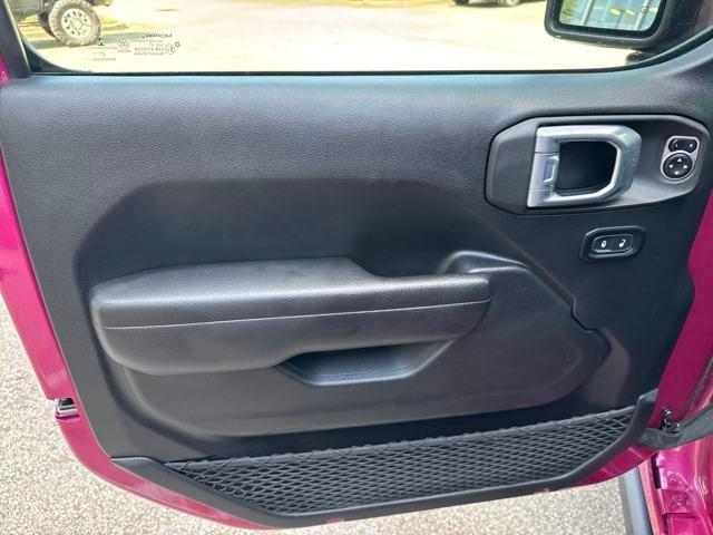Photo of 2021 Tuscadero Pearlcoat Jeep Wrangler Unlimited