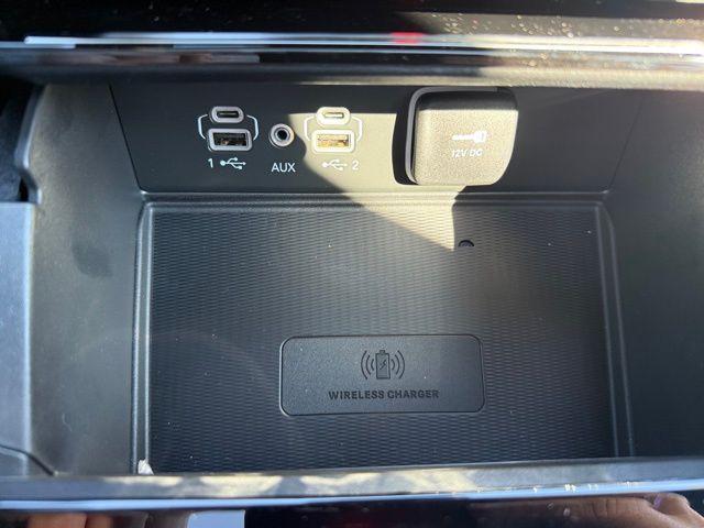 Photo of 2025 Bright White Clearcoat Jeep Grand Cherokee